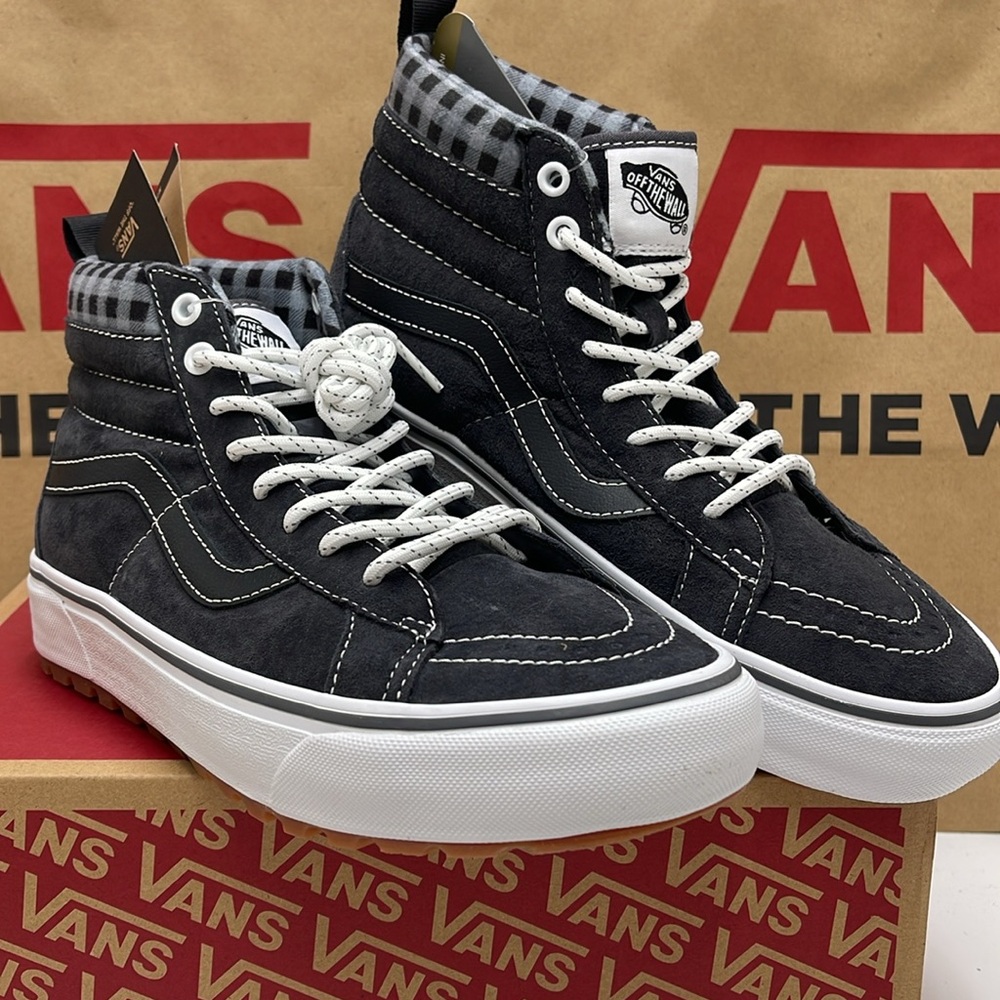 Vans WMNS Sk8-Hi Mte-1 Plaid Grey/White
VN0A5HZYGYW Boots Sneakers - Picture 4 of 16